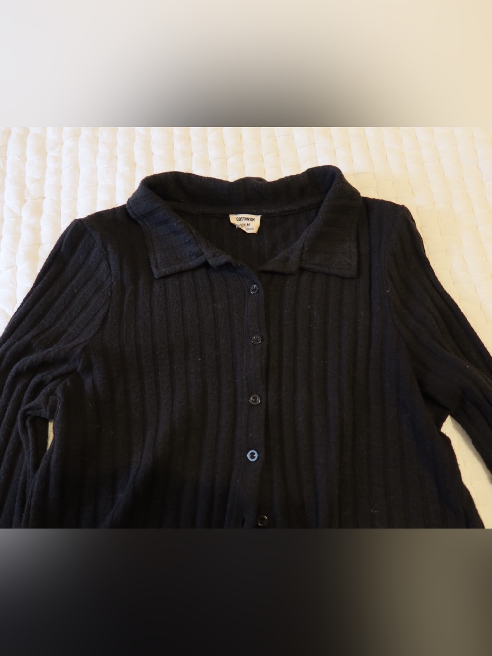 Black Cropped Ribbed Button-Up Cardigan - Picture 3 of 4